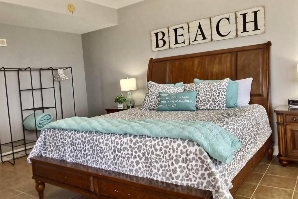 Happy Ours 2200 Sq Ft Corner Beachfront Sleeps 12 Panama City Beach Eksteriør bilde