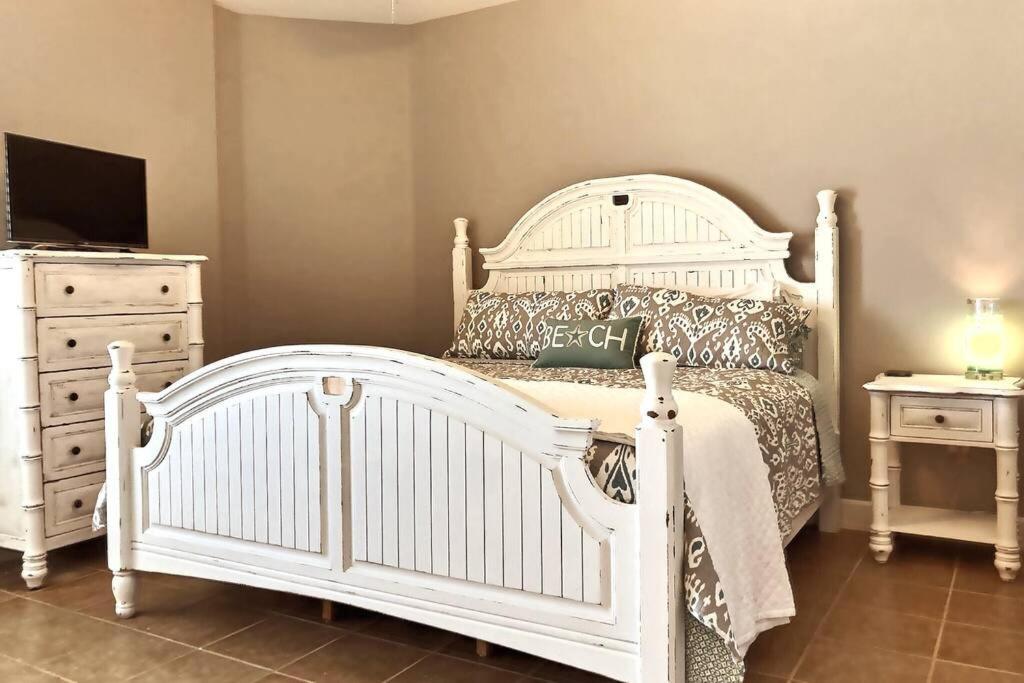 Happy Ours 2200 Sq Ft Corner Beachfront Sleeps 12 Panama City Beach Eksteriør bilde
