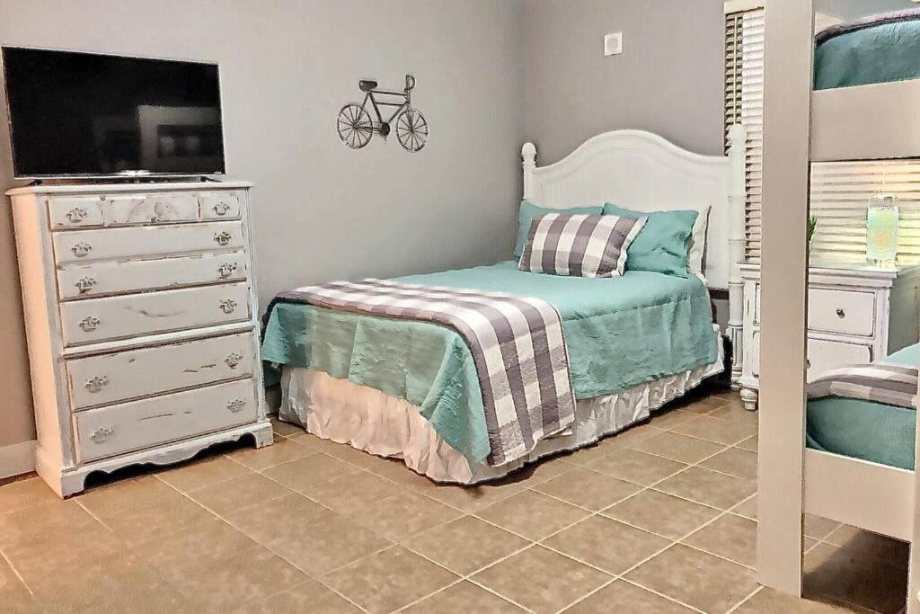 Happy Ours 2200 Sq Ft Corner Beachfront Sleeps 12 Panama City Beach Eksteriør bilde